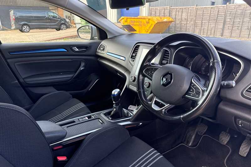 Used Renault Megane 2019 for sale - 75722496: Photo 10