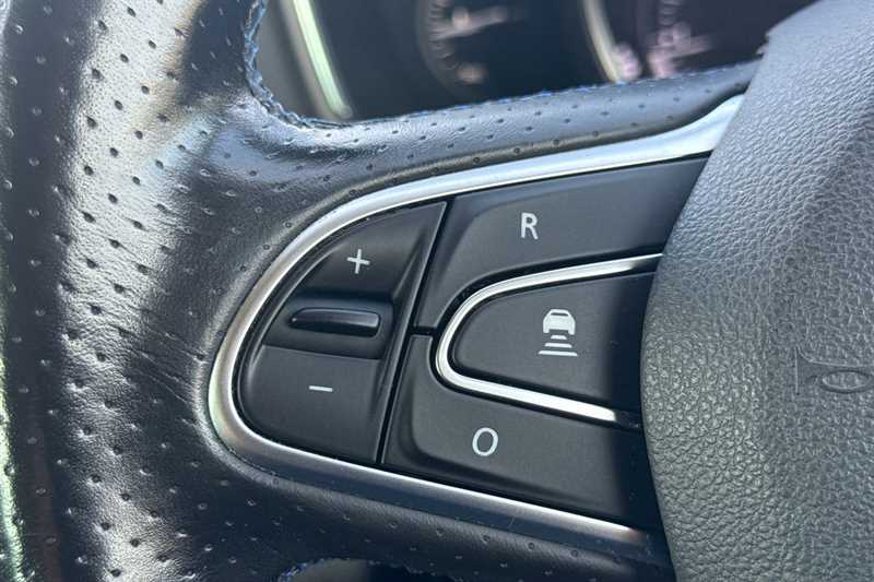 Used Renault Megane 2019 for sale - 75722496: Photo 21