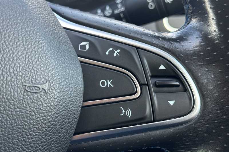 Used Renault Megane 2019 for sale - 75722496: Photo 22