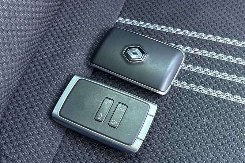 Used Renault Megane 2019 for sale - 75722496: Photo 30