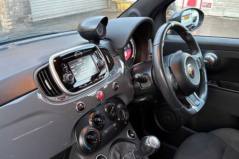 Used Abarth 595 2018 for sale - 76204208: Photo 28