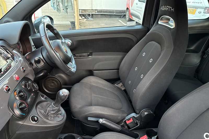 Used Abarth 595 2018 for sale - 76204208: Photo 29