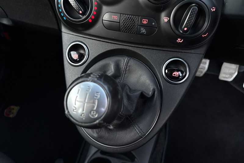 Used Abarth 595 2018 for sale - 76204208: Photo 45