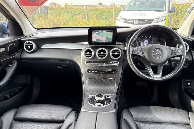 Used Mercedes-Benz GLC 2018 for sale - 76501634: Photo 12