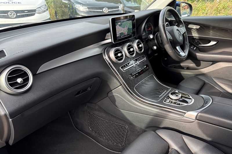 Used Mercedes-Benz GLC 2018 for sale - 76501634: Photo 13