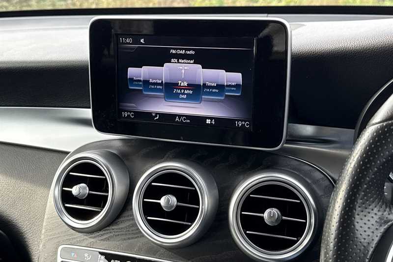 Used Mercedes-Benz GLC 2018 for sale - 76501634: Photo 17