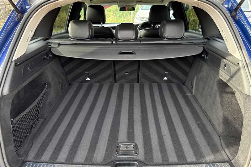 Used Mercedes-Benz GLC 2018 for sale - 76501634: Photo 24