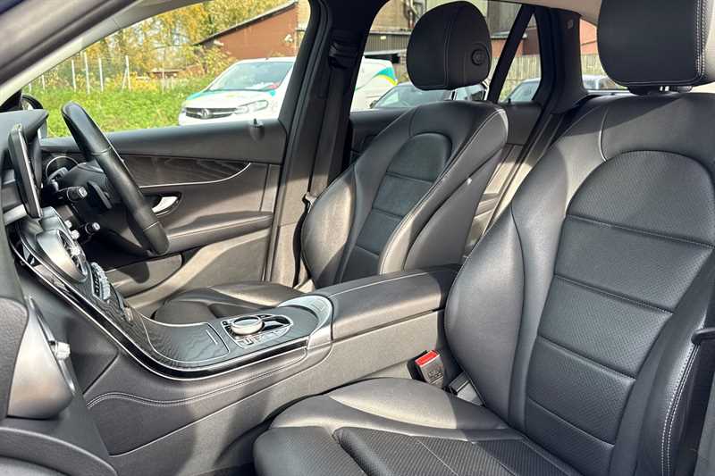 Used Mercedes-Benz GLC 2018 for sale - 76501634: Photo 29