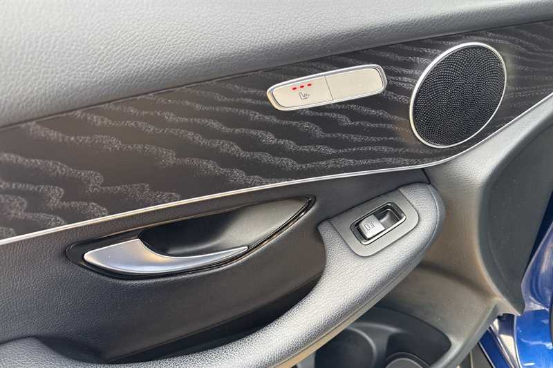 Used Mercedes-Benz GLC 2018 for sale - 76501634: Photo 30