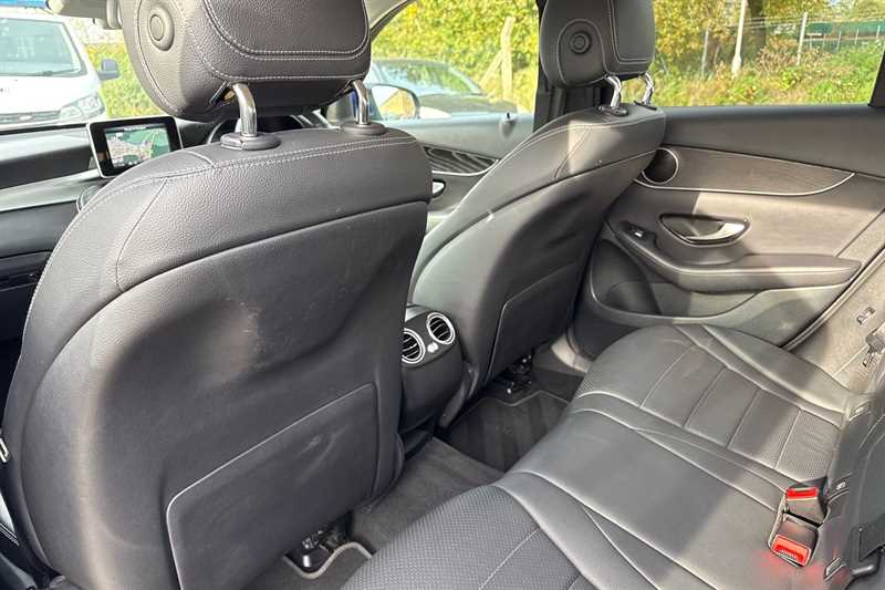 Used Mercedes-Benz GLC 2018 for sale - 76501634: Photo 32