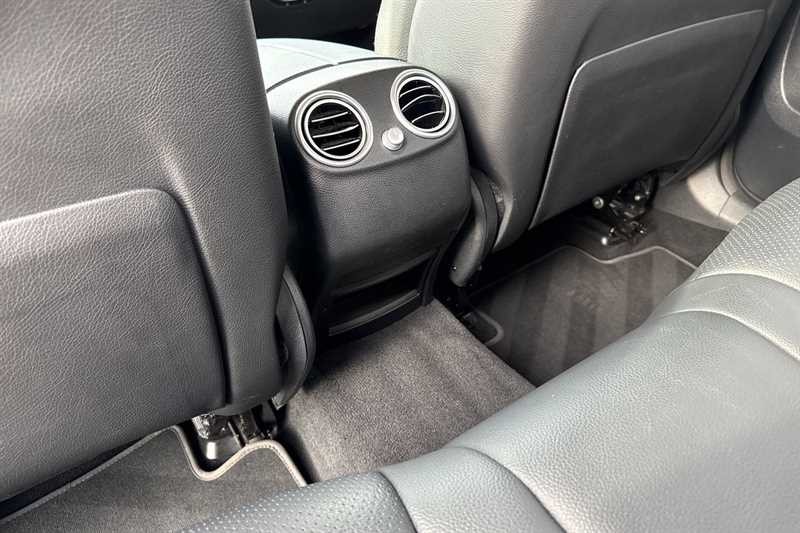 Used Mercedes-Benz GLC 2018 for sale - 76501634: Photo 34