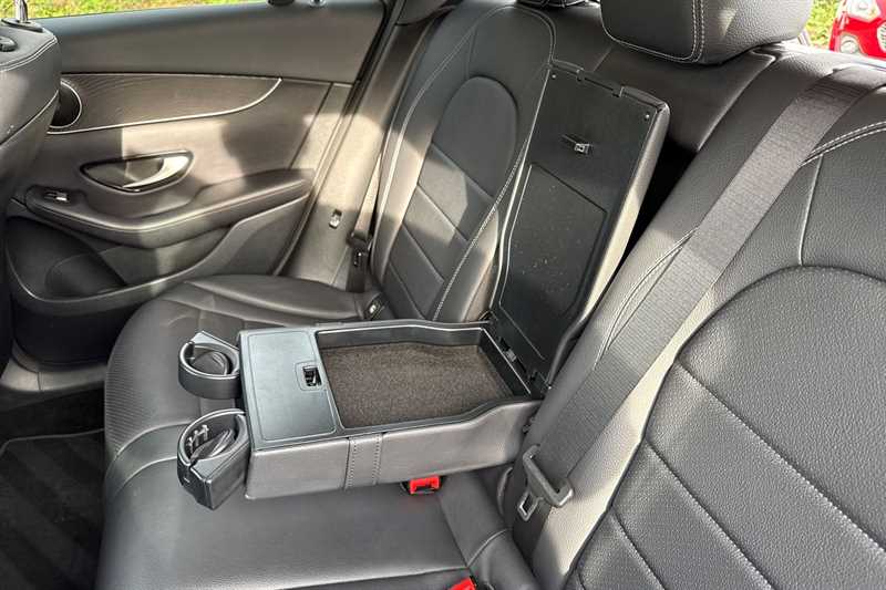 Used Mercedes-Benz GLC 2018 for sale - 76501634: Photo 35