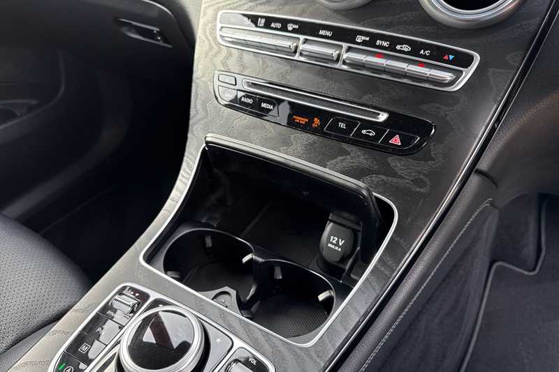 Used Mercedes-Benz GLC 2018 for sale - 76501634: Photo 52