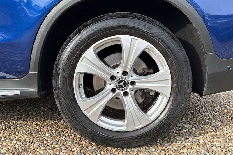 Used Mercedes-Benz GLC 2018 for sale - 76501634: Photo 9