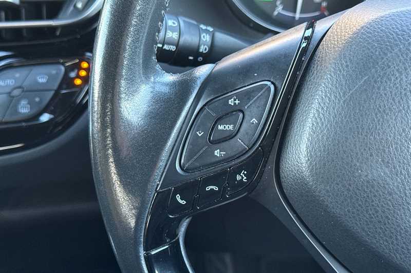 Used Toyota C-HR 2020 for sale - 77146424: Photo 21