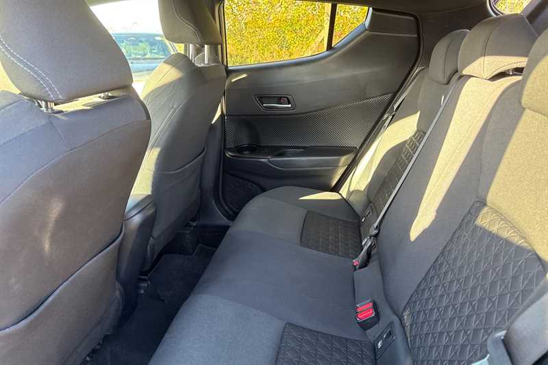 Used Toyota C-HR 2020 for sale - 77146424: Photo 32