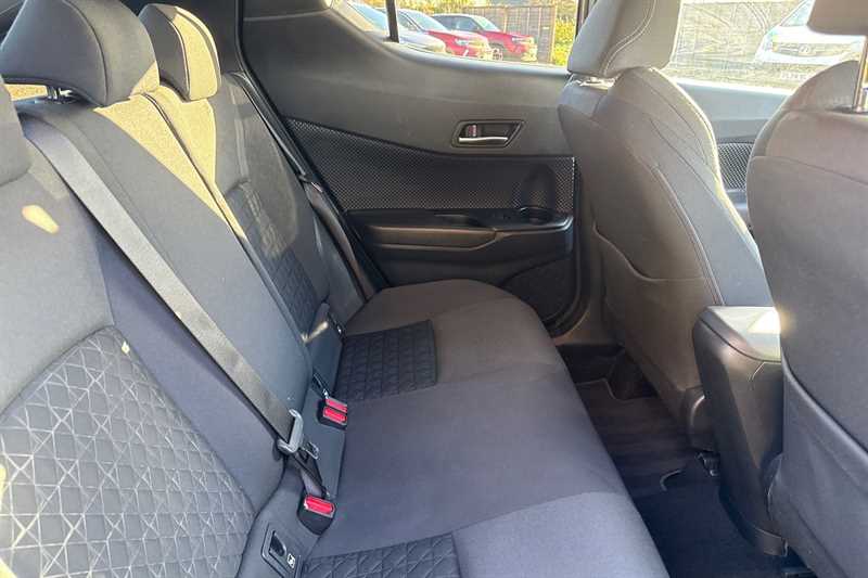 Used Toyota C-HR 2020 for sale - 77146424: Photo 39