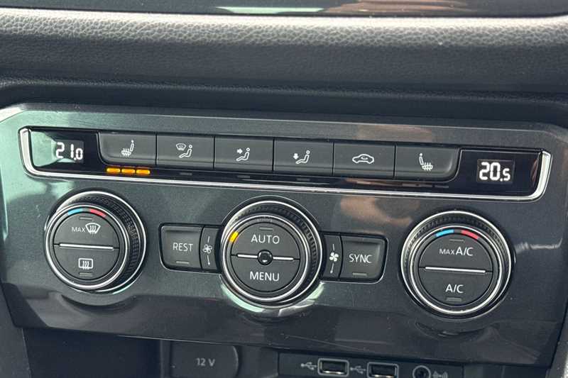 Used Volkswagen Tiguan 2019 for sale - 75980270: Photo 15