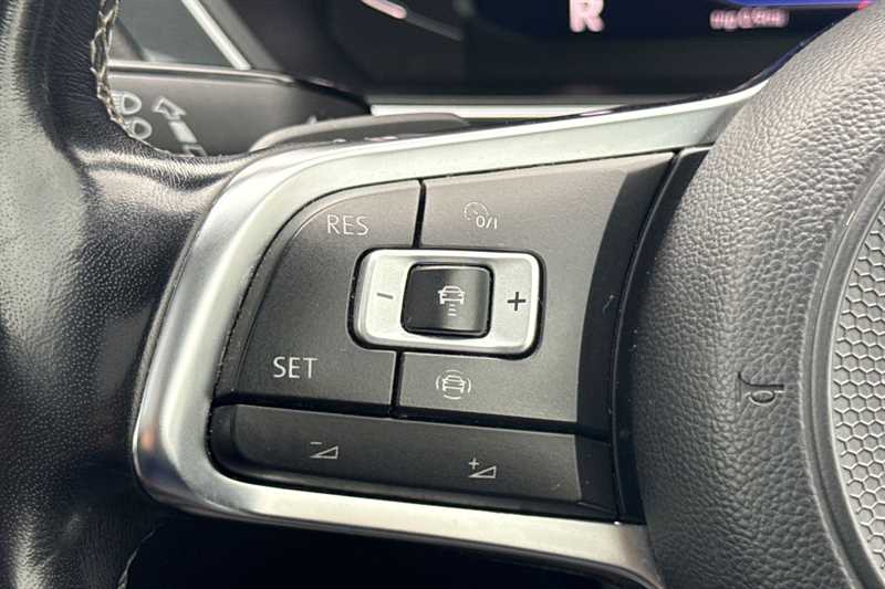 Used Volkswagen Tiguan 2019 for sale - 75980270: Photo 21