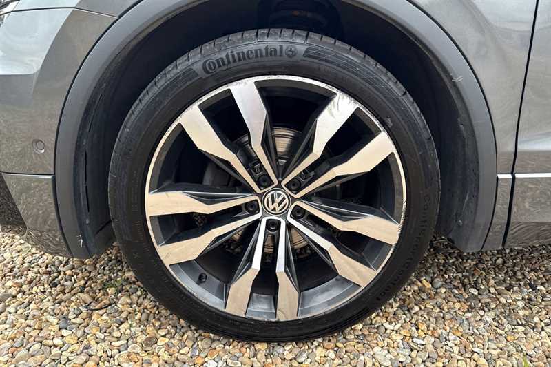 Used Volkswagen Tiguan 2019 for sale - 75980270: Photo 28