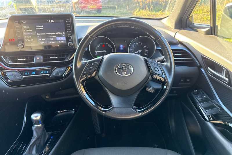 Used Toyota C-HR 2020 for sale - 77576683: Photo 11