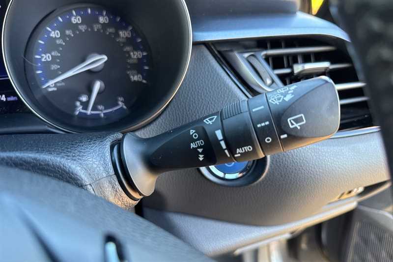 Used Toyota C-HR 2020 for sale - 77576683: Photo 46