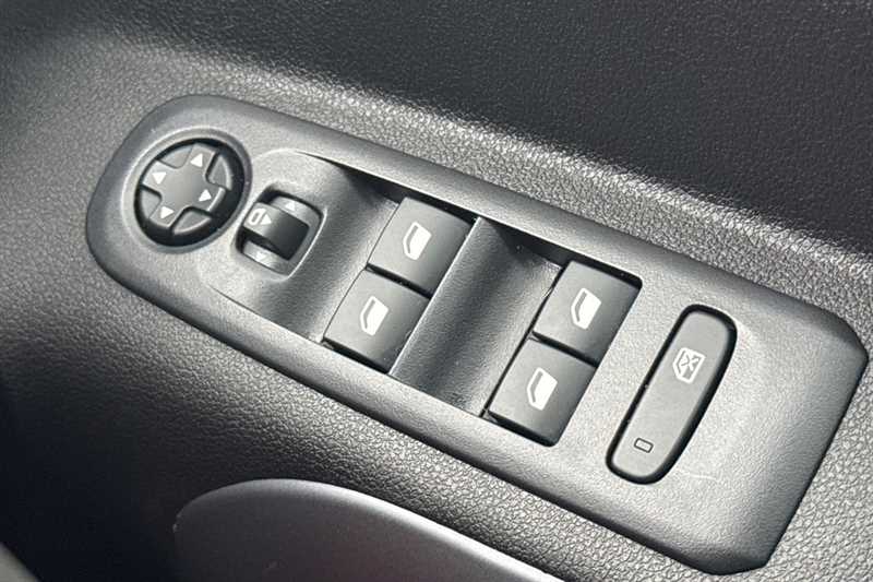 Used Vauxhall Combo Life 2025 for sale - 77513825: Photo 16