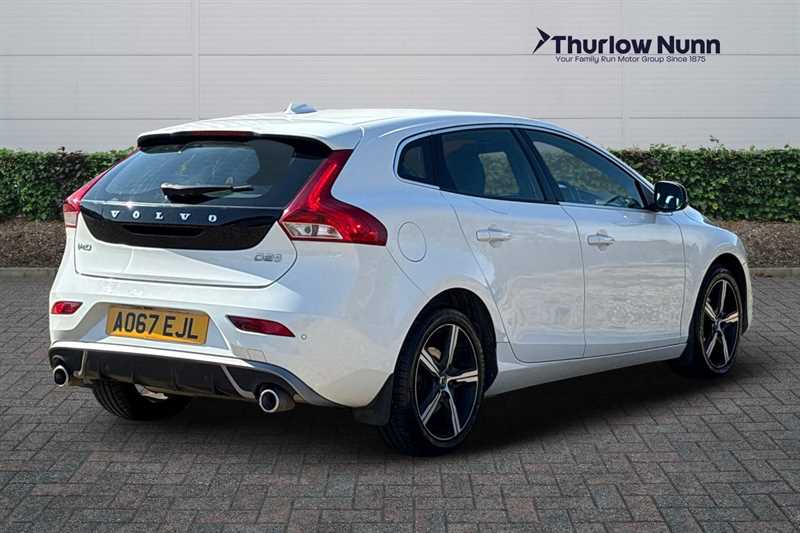 Used Volvo V40 2017 for sale - 76087086: Photo 3