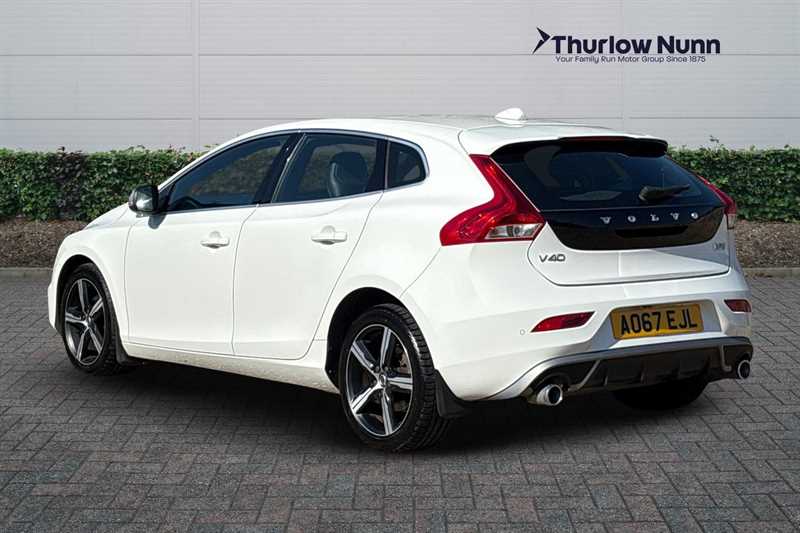Used Volvo V40 2017 for sale - 76087086: Photo 5