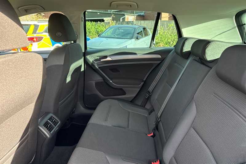 Used Volkswagen Golf 2019 for sale - 76705733: Photo 33