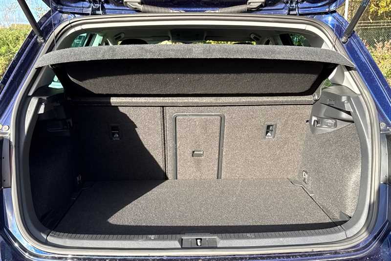 Used Volkswagen Golf 2019 for sale - 76705733: Photo 37