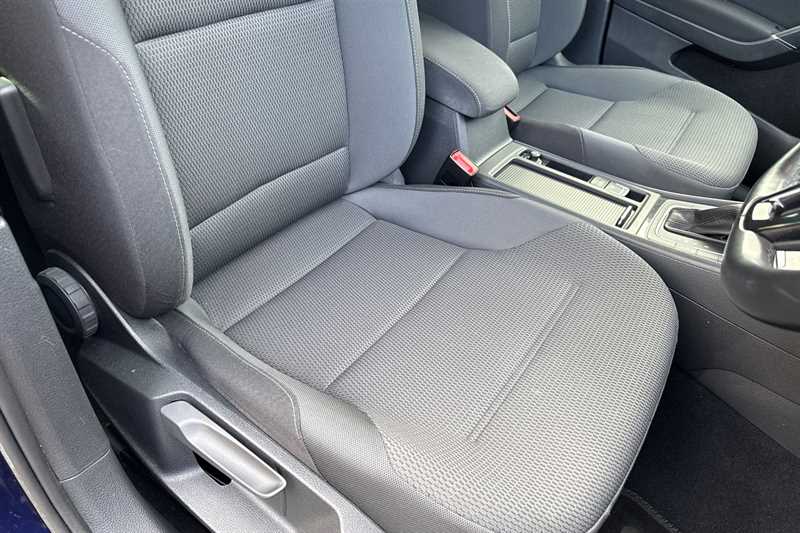 Used Volkswagen Golf 2019 for sale - 76705733: Photo 45