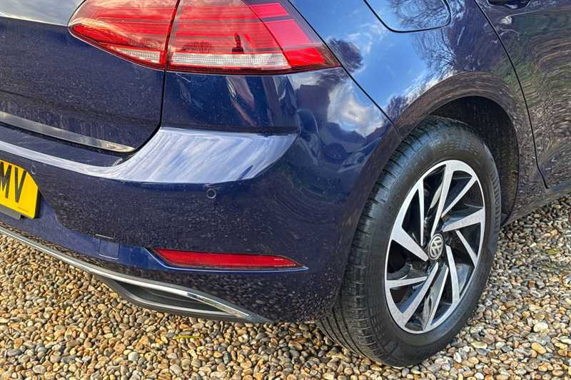 Used Volkswagen Golf 2019 for sale - 76705733: Photo 59