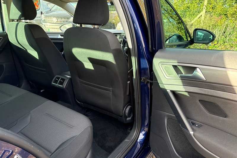 Used Volkswagen Golf 2019 for sale - 76705733: Photo 60