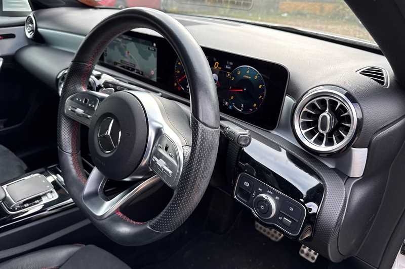 Used Mercedes-Benz A-Class 2018 for sale - 76372672: Photo 43