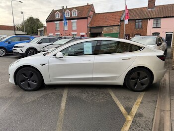 Used Tesla Model 3 2020 for sale - 76390273: Photo