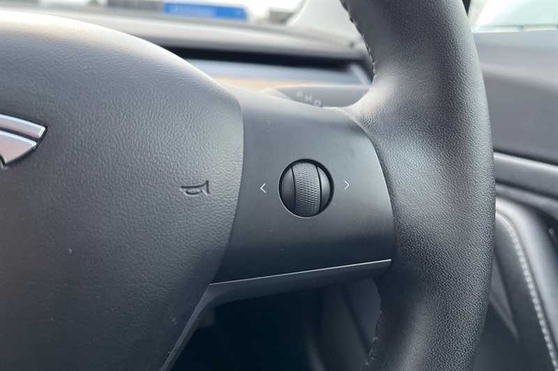 Used Tesla Model 3 2020 for sale - 77471110: Photo 22