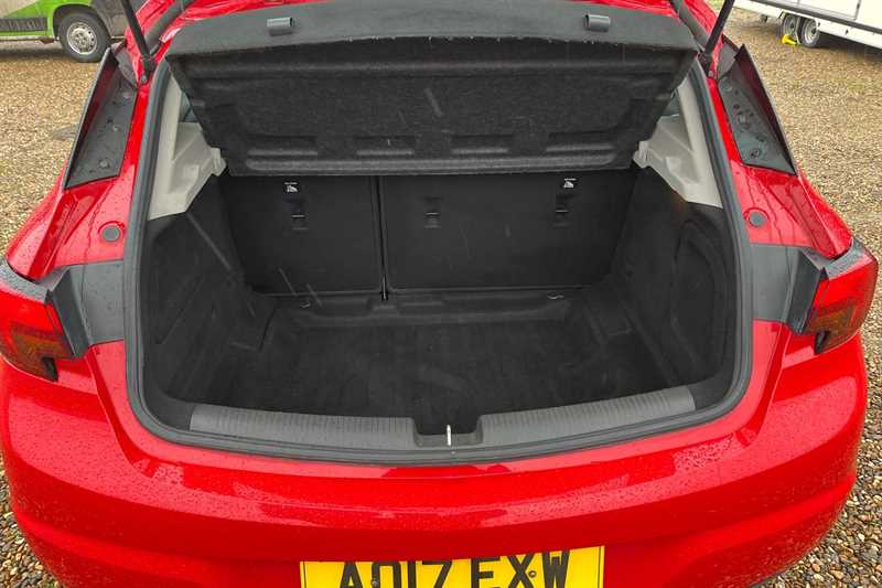 Used Vauxhall Astra 2017 for sale - 77193821: Photo 24