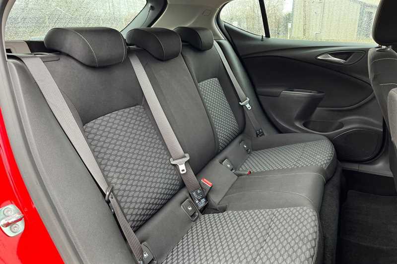 Used Vauxhall Astra 2017 for sale - 77193821: Photo 37