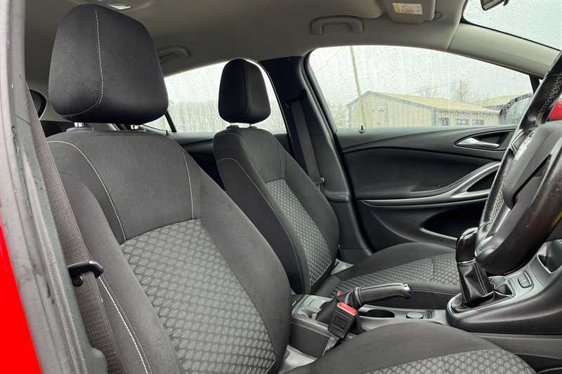 Used Vauxhall Astra 2017 for sale - 77193821: Photo 38
