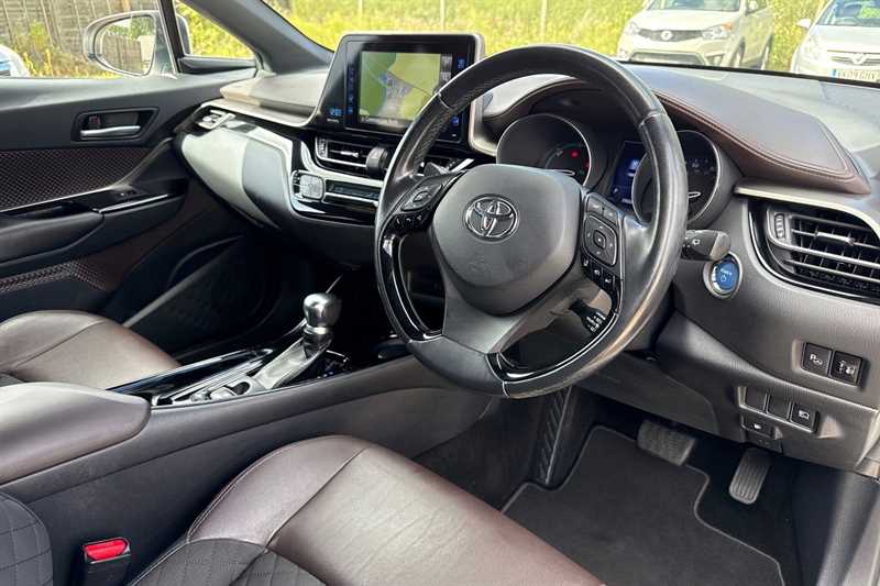Used Toyota C-HR 2018 for sale - 76087090: Photo 10