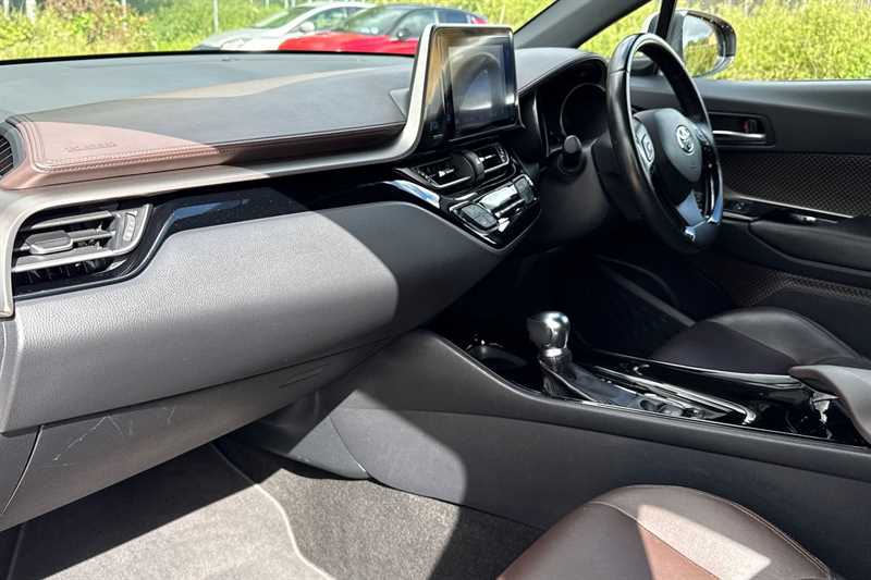 Used Toyota C-HR 2018 for sale - 76087090: Photo 13