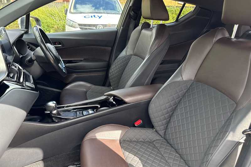 Used Toyota C-HR 2018 for sale - 76087090: Photo 29