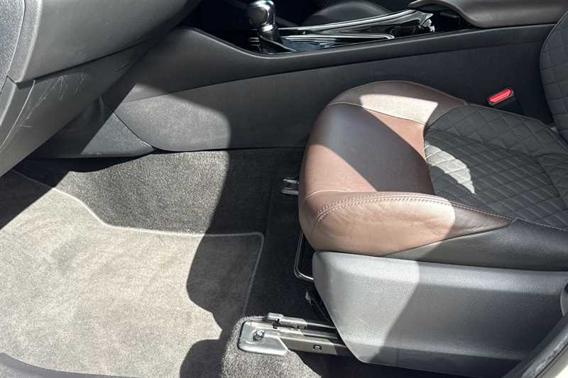 Used Toyota C-HR 2018 for sale - 76087090: Photo 30