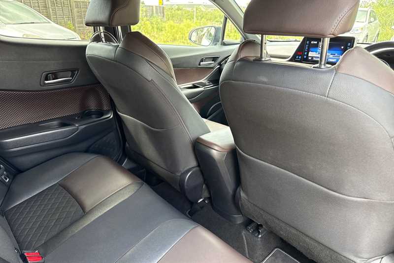 Used Toyota C-HR 2018 for sale - 76087090: Photo 38