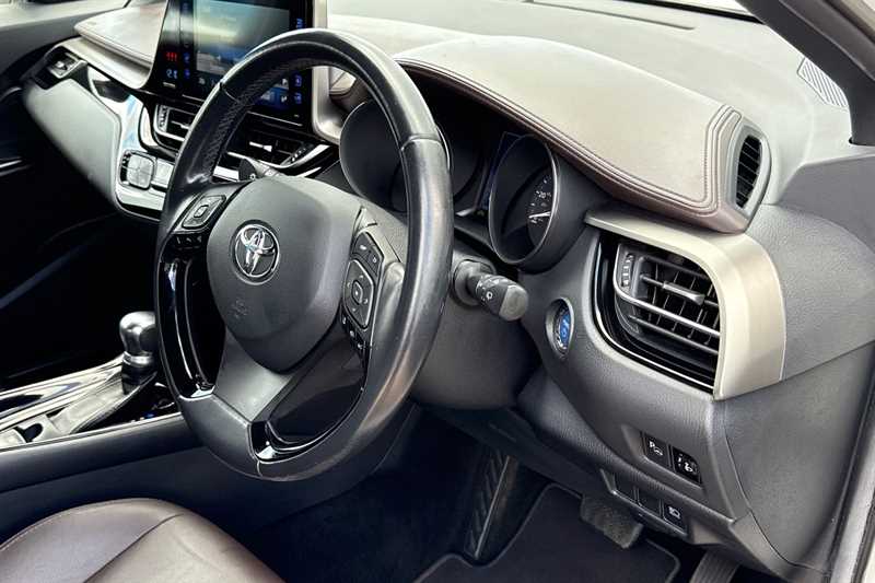 Used Toyota C-HR 2018 for sale - 76087090: Photo 40