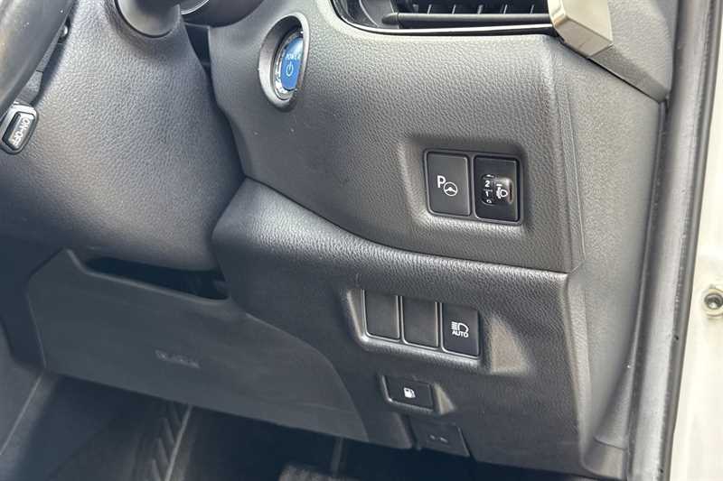 Used Toyota C-HR 2018 for sale - 76087090: Photo 41