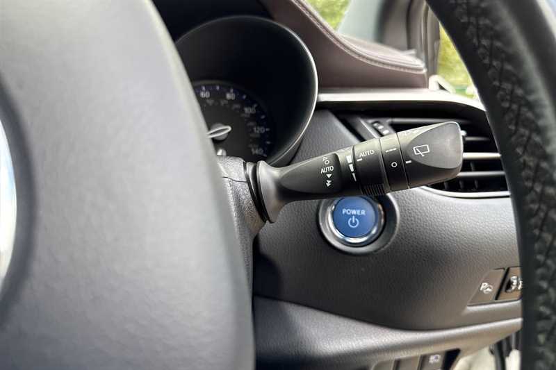 Used Toyota C-HR 2018 for sale - 76087090: Photo 45