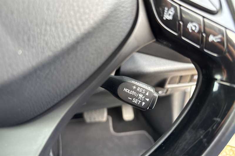 Used Toyota C-HR 2018 for sale - 76087090: Photo 46