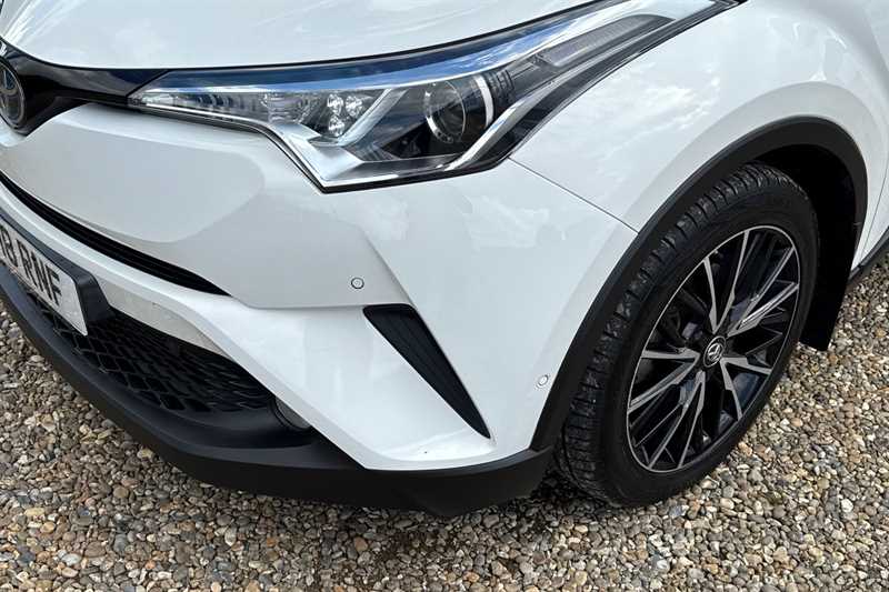 Used Toyota C-HR 2018 for sale - 76087090: Photo 57